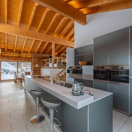 Dağ evi Above The Clouds - Spacious With Great View