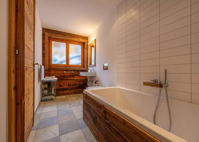 Above The Clouds - Spacious With Great View Chalet *