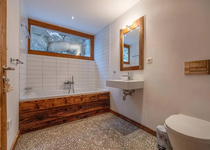 Chalet Above The Clouds - Spacious With Great View