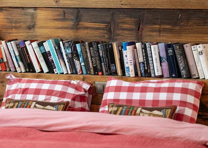 Above The Clouds - Spacious With Great View *