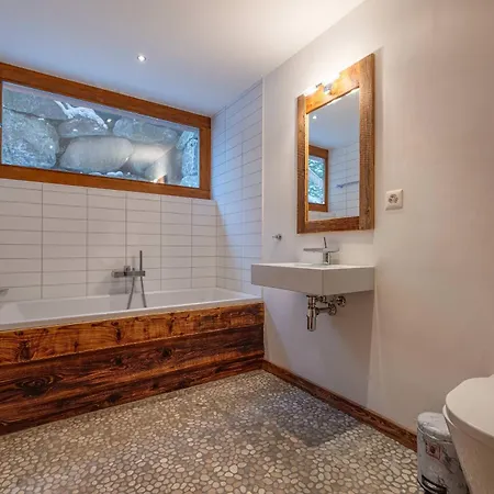 Chalet Above The Clouds - Spacious With Great View