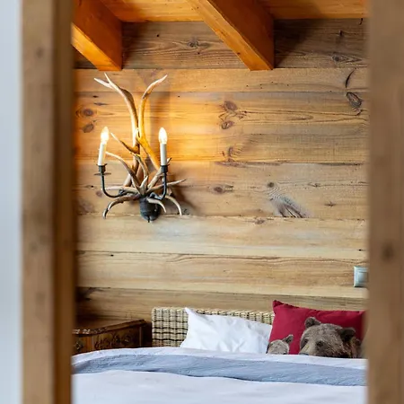 Above The Clouds - Spacious With Great View Chalet